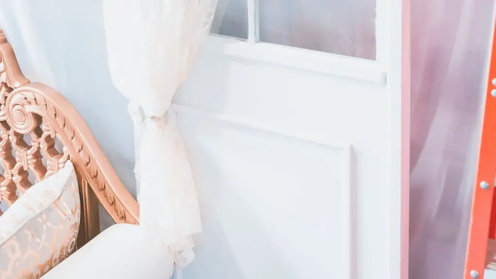 How to bleach linen curtains?