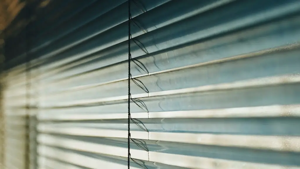 How to sew your own curtains?
