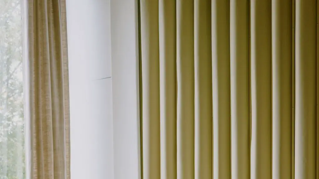 How to put up curtains without a rod?