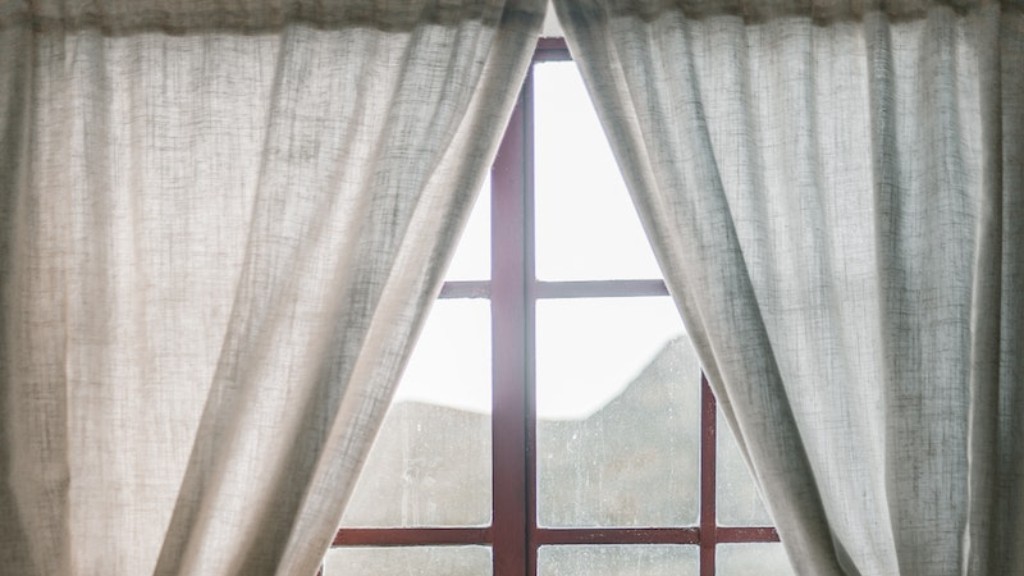 How to cover a bay window with curtains?
