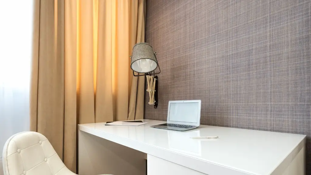 How to measure a window for curtains?