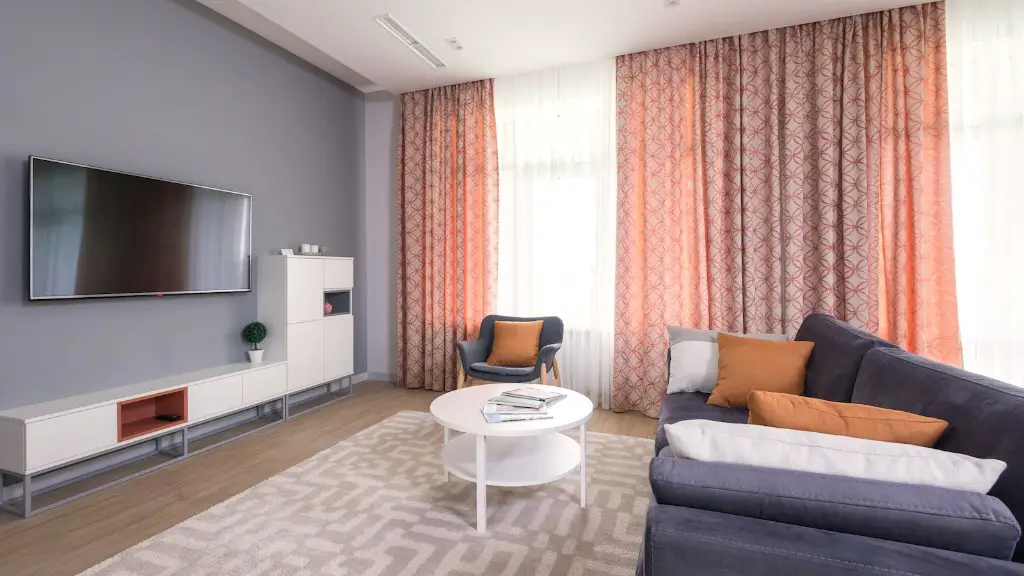 How to tie curtains at the bottom?