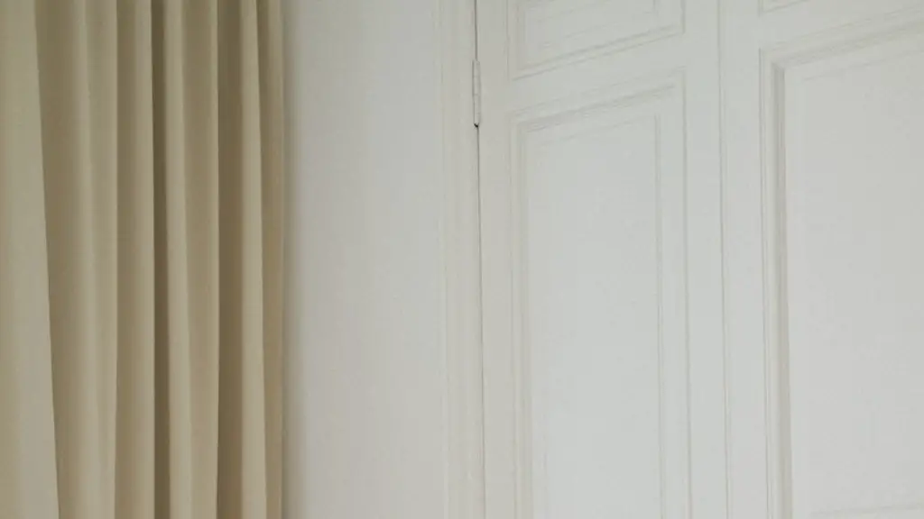 Does homegoods sell curtains?