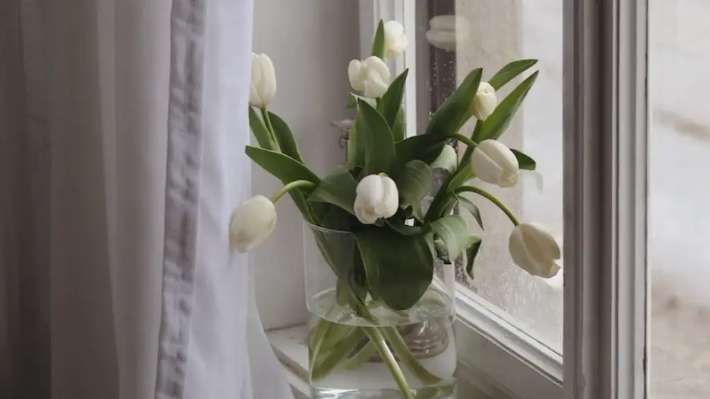 How do you hang curtains with a valance?