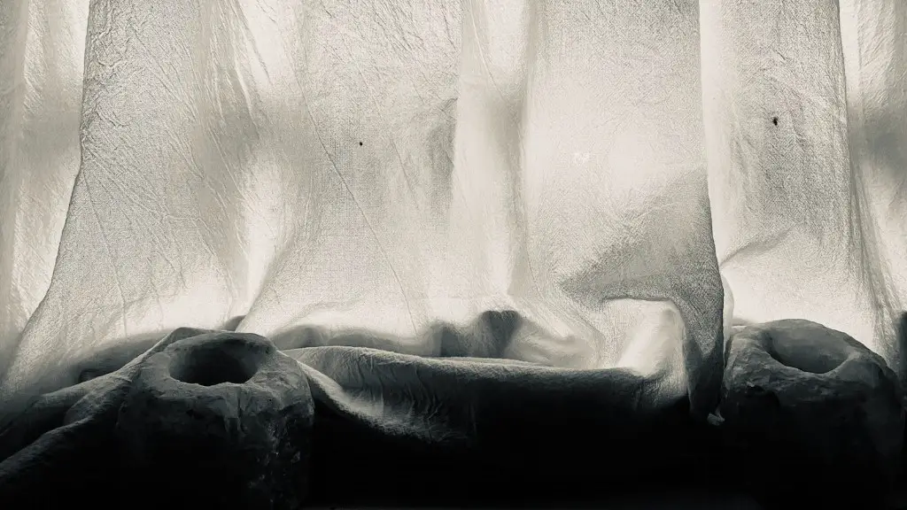 Can you wash curtains in washing machine?