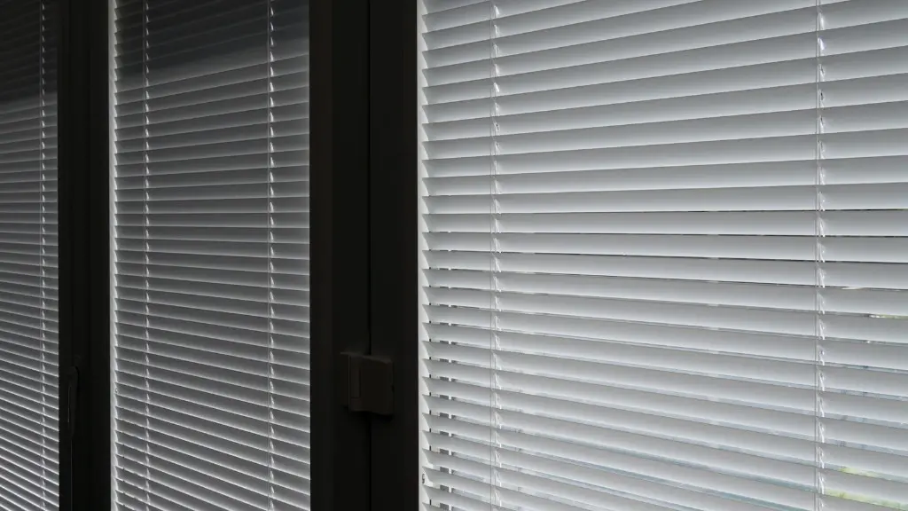Can you wash linen curtains?