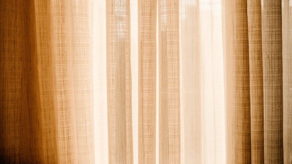 How to hang curtains without damaging walls?