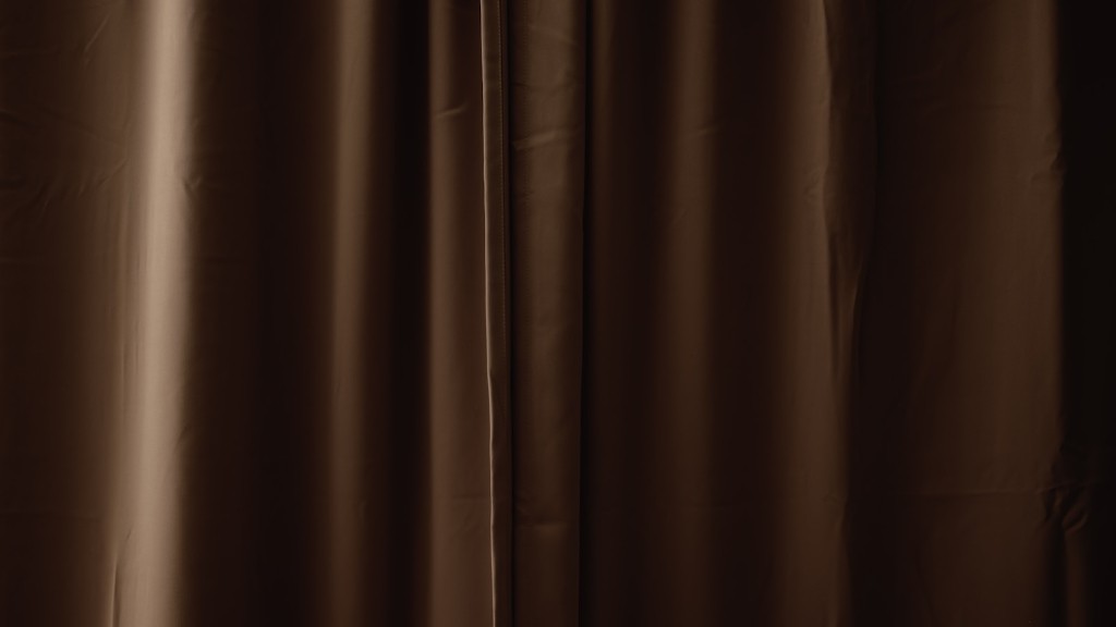 How to make tie up curtains?