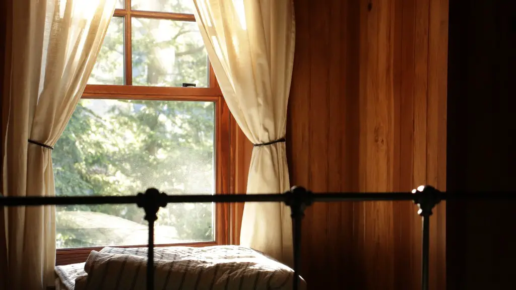 How to hang curtains without drilling holes?