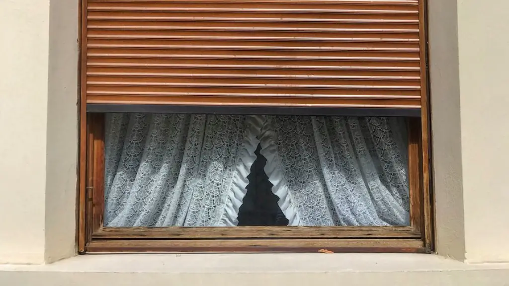 How to hem blackout curtains without sewing?