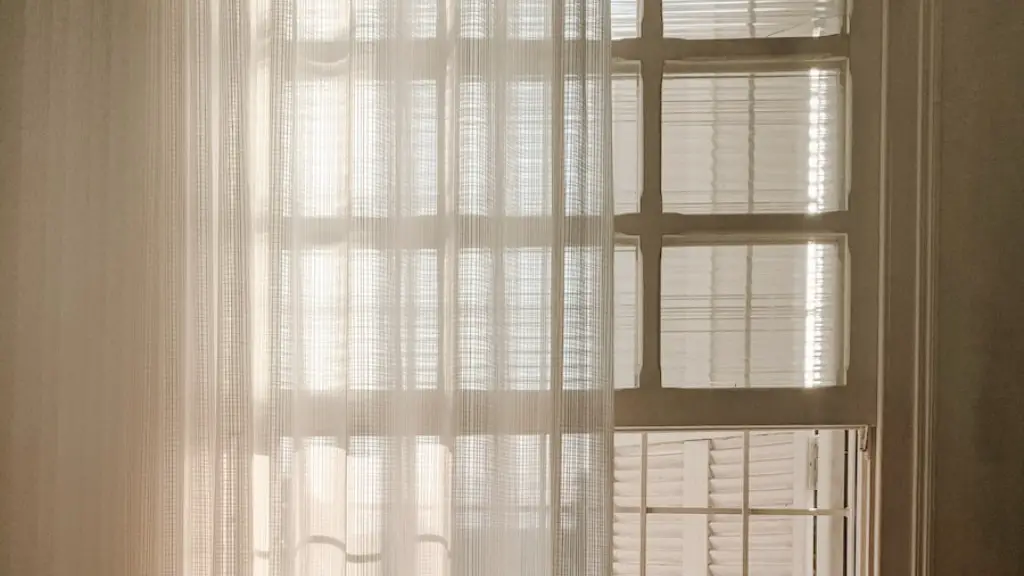 How to change grommet color of curtains?