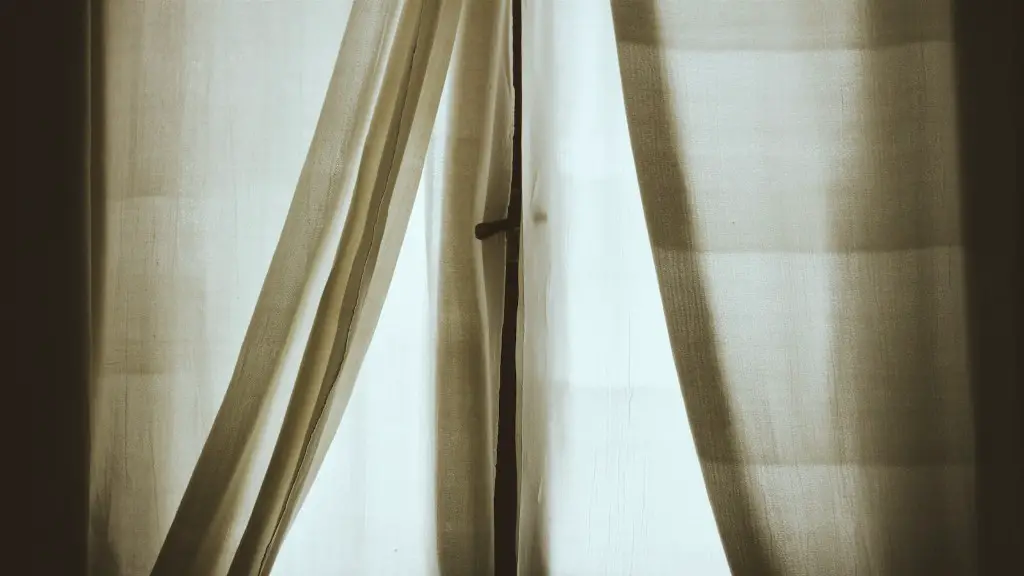 How to get wrinkles out of curtains?