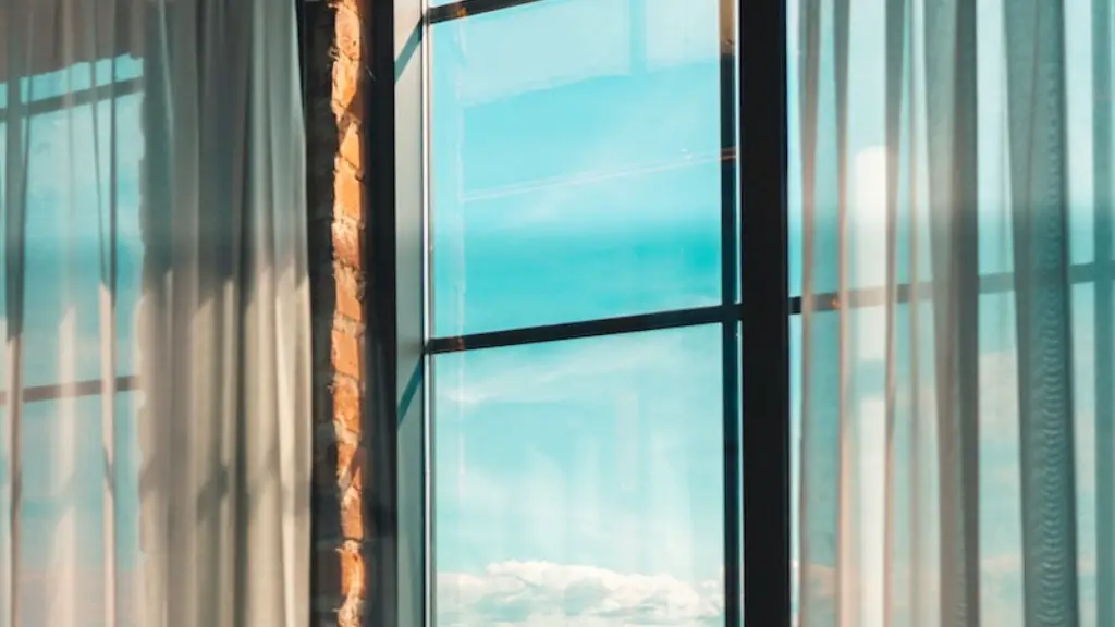 How to install window curtains?