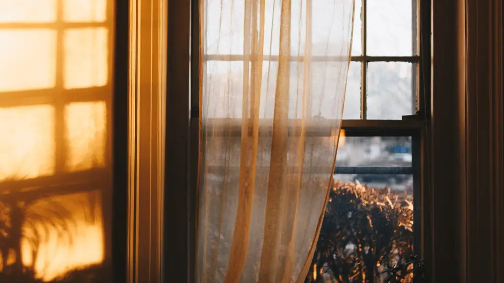 Are curtains safe for toddlers?